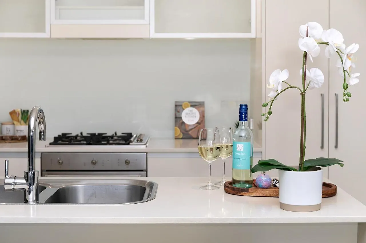 Amazing River View - 3 Bedroom Apartment - Brisbane Cbd - Netflix - Fast Wifi - Carpark